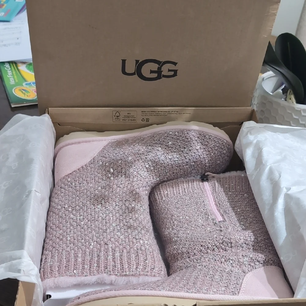 UGG Sequin Knit Boots Size 6 - Picture 7 of 8